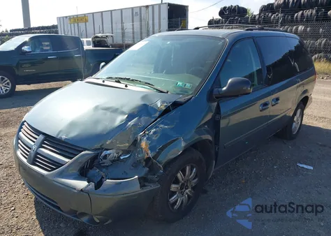 2007 Dodge Grand Caravan Sxt from USA, damaged, VIN 2D4GP44L97R131002